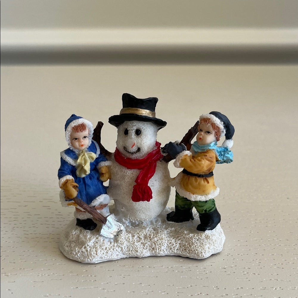 Christmas Village Figurine Accessory - Snowman with Children